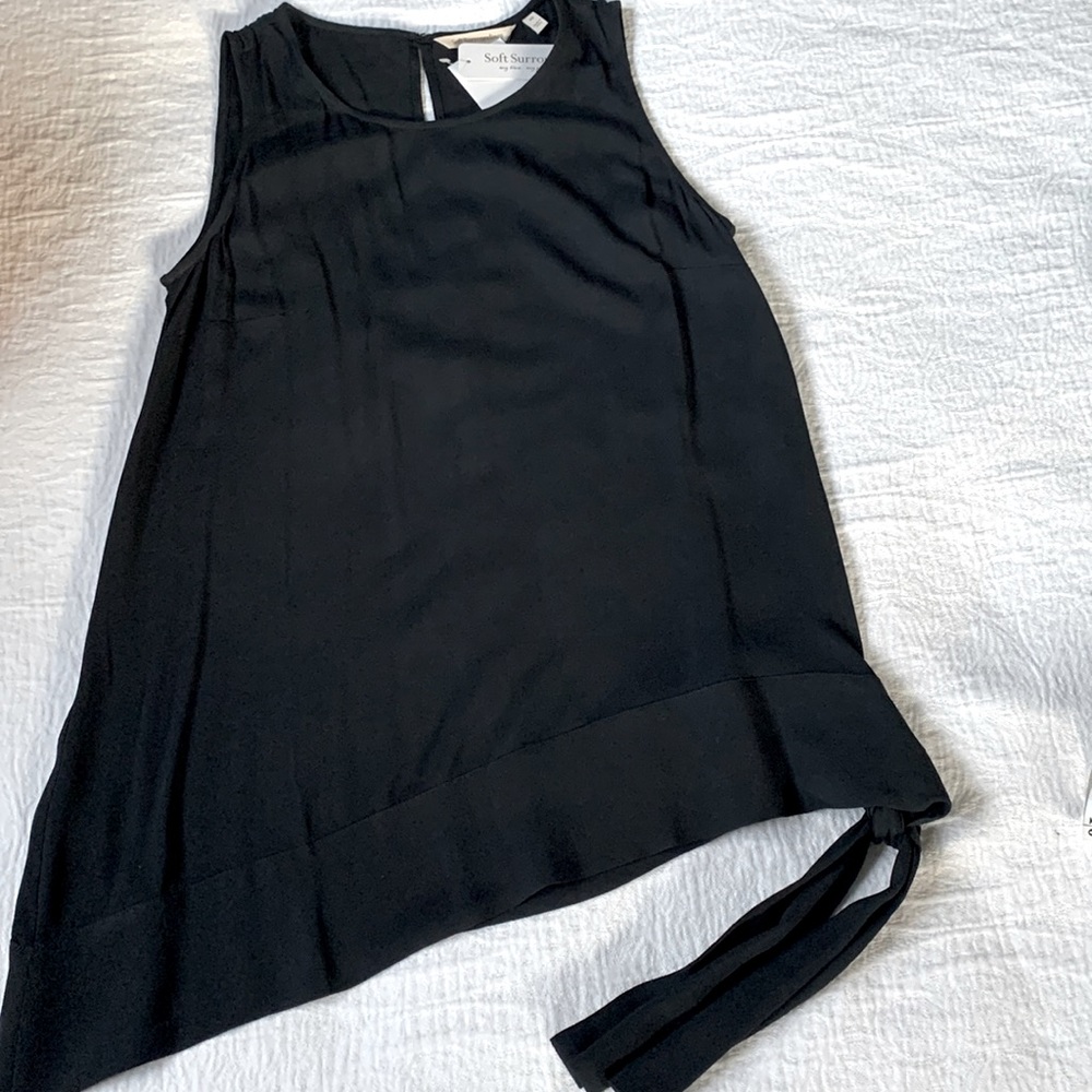 NWT Soft Surroundings asymmetric top with tie on side
